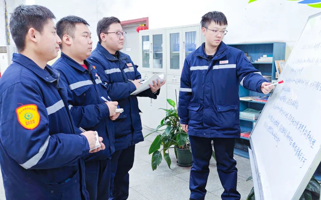 新疆宜化熱電分廠發(fā)電三班：夯實(shí)班組基礎(chǔ)，推進(jìn)自主管理(圖3)