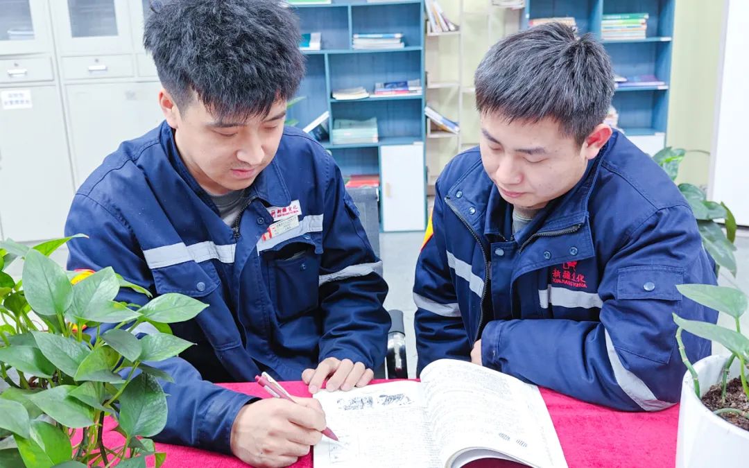 新疆宜化熱電分廠發(fā)電三班：夯實(shí)班組基礎(chǔ)，推進(jìn)自主管理(圖4)