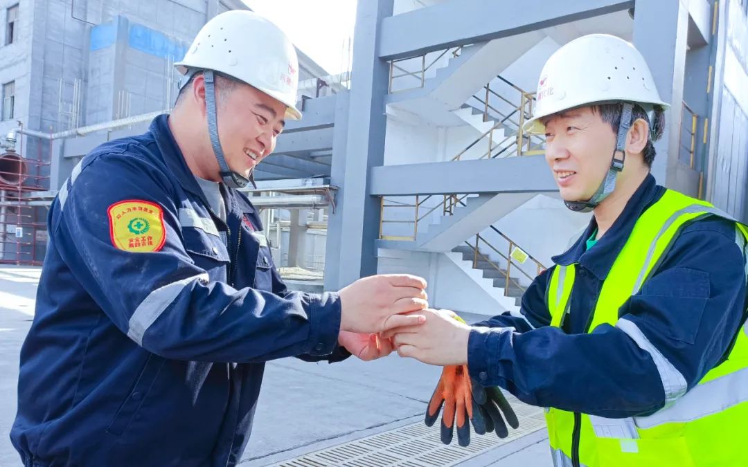 新疆宜化乙炔車間運行一班：立足崗位強(qiáng)技能，凝心聚力創(chuàng)佳績(圖5)